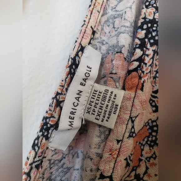 American Eagle Garden Party Wrap Dress - Picture 4 of 5